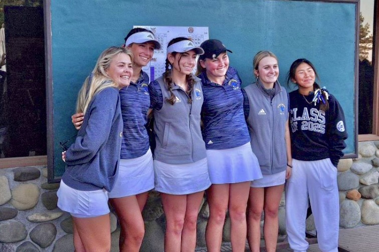 AGHS Girls Golf goes undefeated in league four years straight