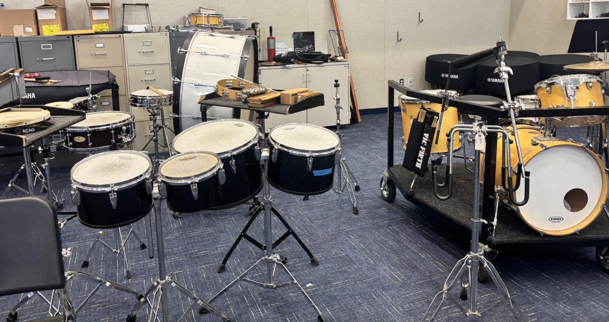 Instruments that the music room has for their classes and where the jazz club meets