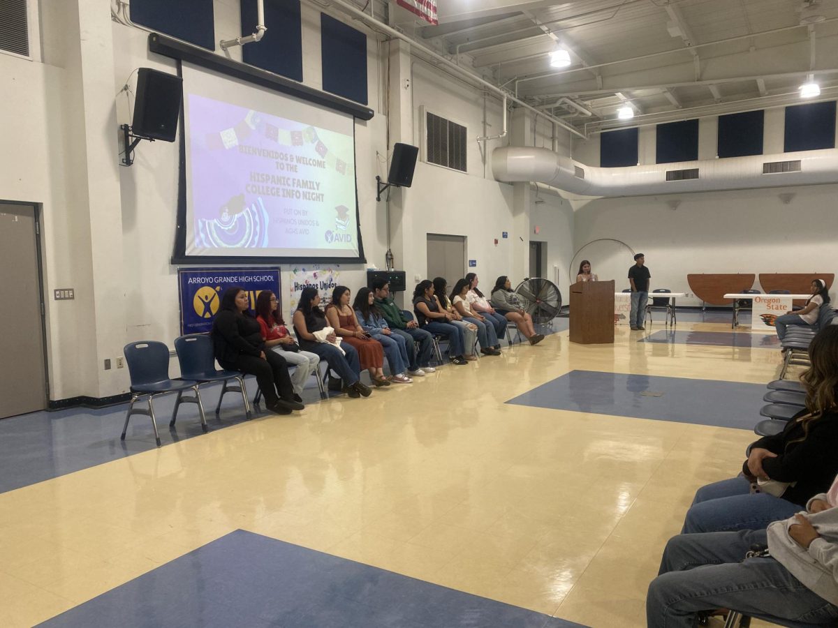 Students in the panel represented various universities such as Santa Clara University, Cal Poly SLO, Sonoma State, San Francisco State, and UC Irvine, among others, with a variety of majors such as accounting, psychology, business, and education.