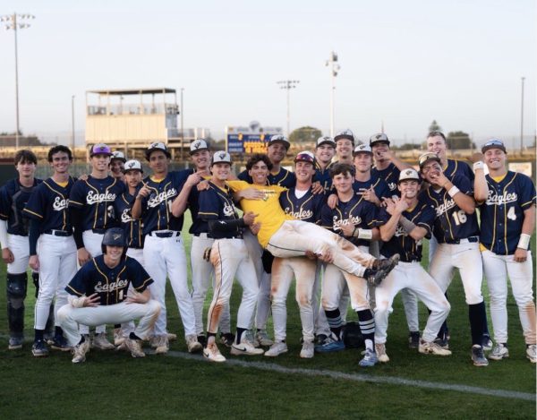 Arroyo Grande Highschool Baseball team after winning CIF Semifinals. 
Photo Courtesy of Tawhaowhao_media

